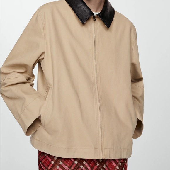 SOLD - Picture 4 of 5